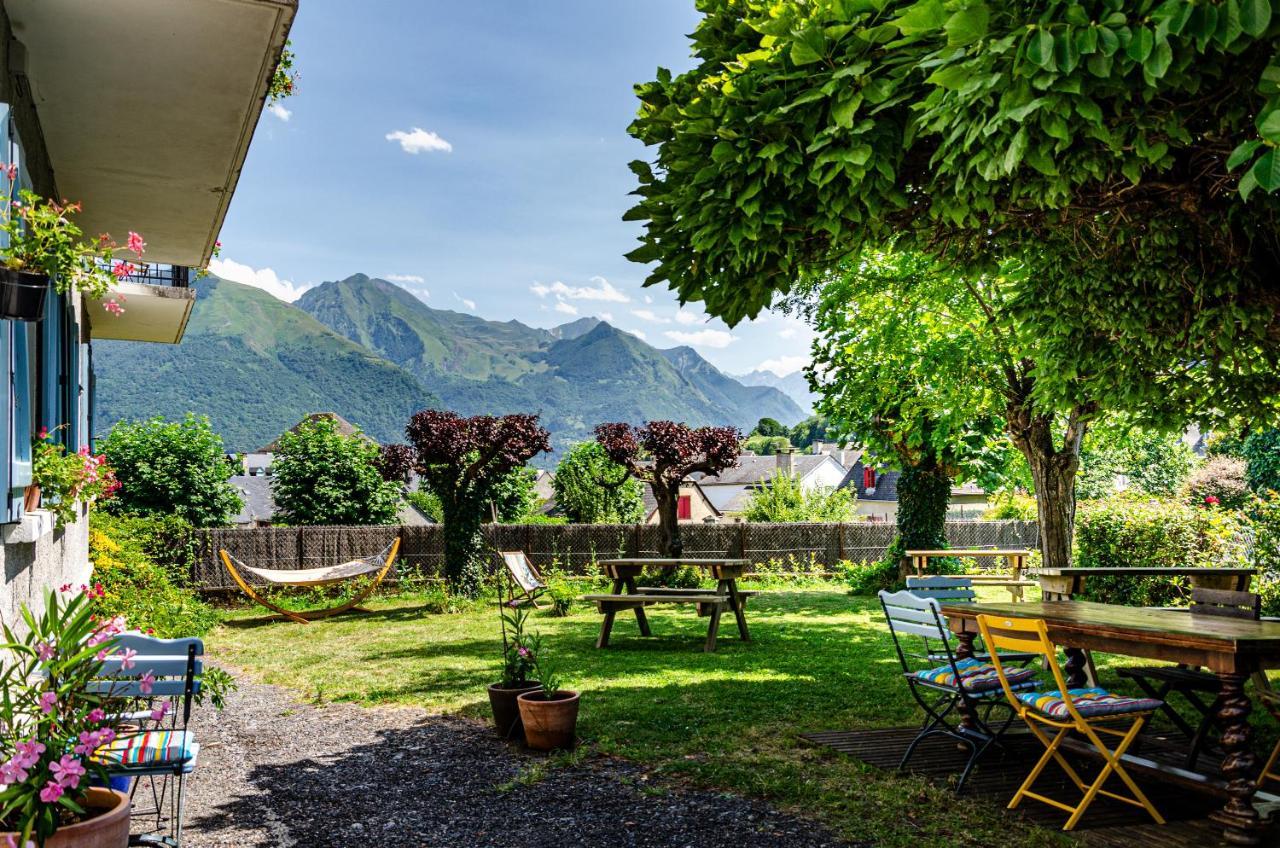 Pyrenees Cycling Lodge Saint-Savin (Hautes-Pyrenees) Bagian luar foto