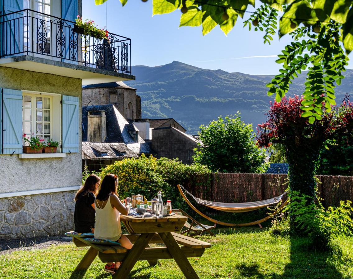 Pyrenees Cycling Lodge Saint-Savin (Hautes-Pyrenees) Bagian luar foto