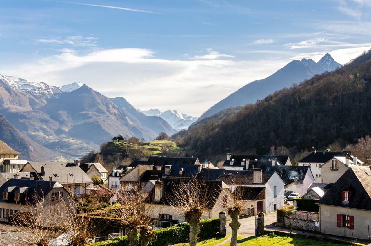 Pyrenees Cycling Lodge Saint-Savin (Hautes-Pyrenees) Bagian luar foto